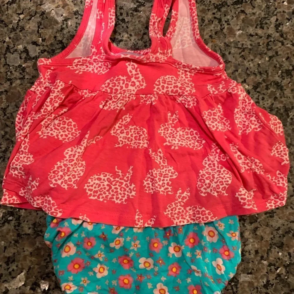 Posh Peanut baby girls outfit.  Size: 6 - 12 months.